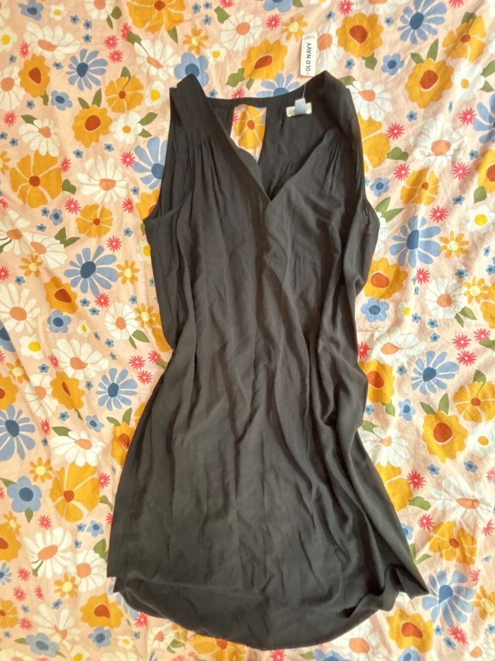 Old Navy Sleeveless V-Neck Maxi Dress with Back Cutout